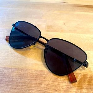 Black triangle sunglasses Lespecs Echo